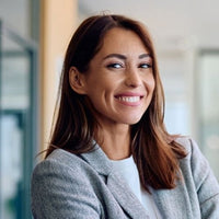 Stefanie B. · 38